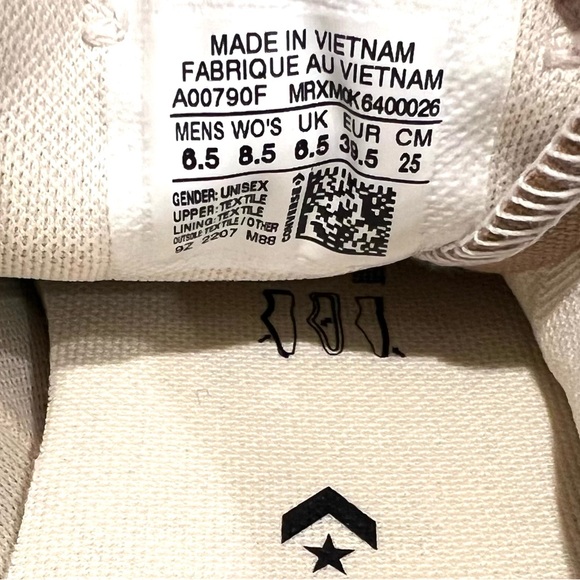 Converse Unisex Chuck Taylor All Star Low Shoes Sneakers Size Men 6.5 Women 8.5 - Picture 13 of 13